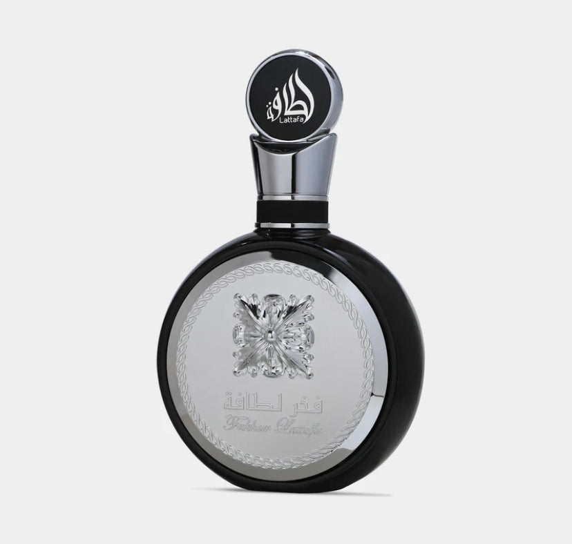 Lattafa Fakhar Men Eau De Parfum 100ml - Aromatic, Woody, and Fresh Spicy Scent